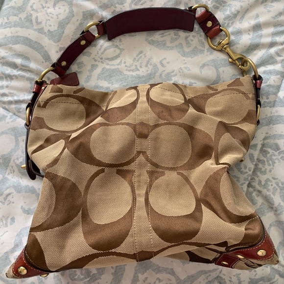 Coach Large Signature Bag - Picture 2 of 8